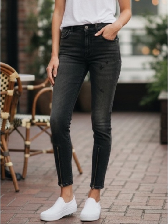 Boyish Denim - 28 Boyish Revolve Donny High Rise Jeans